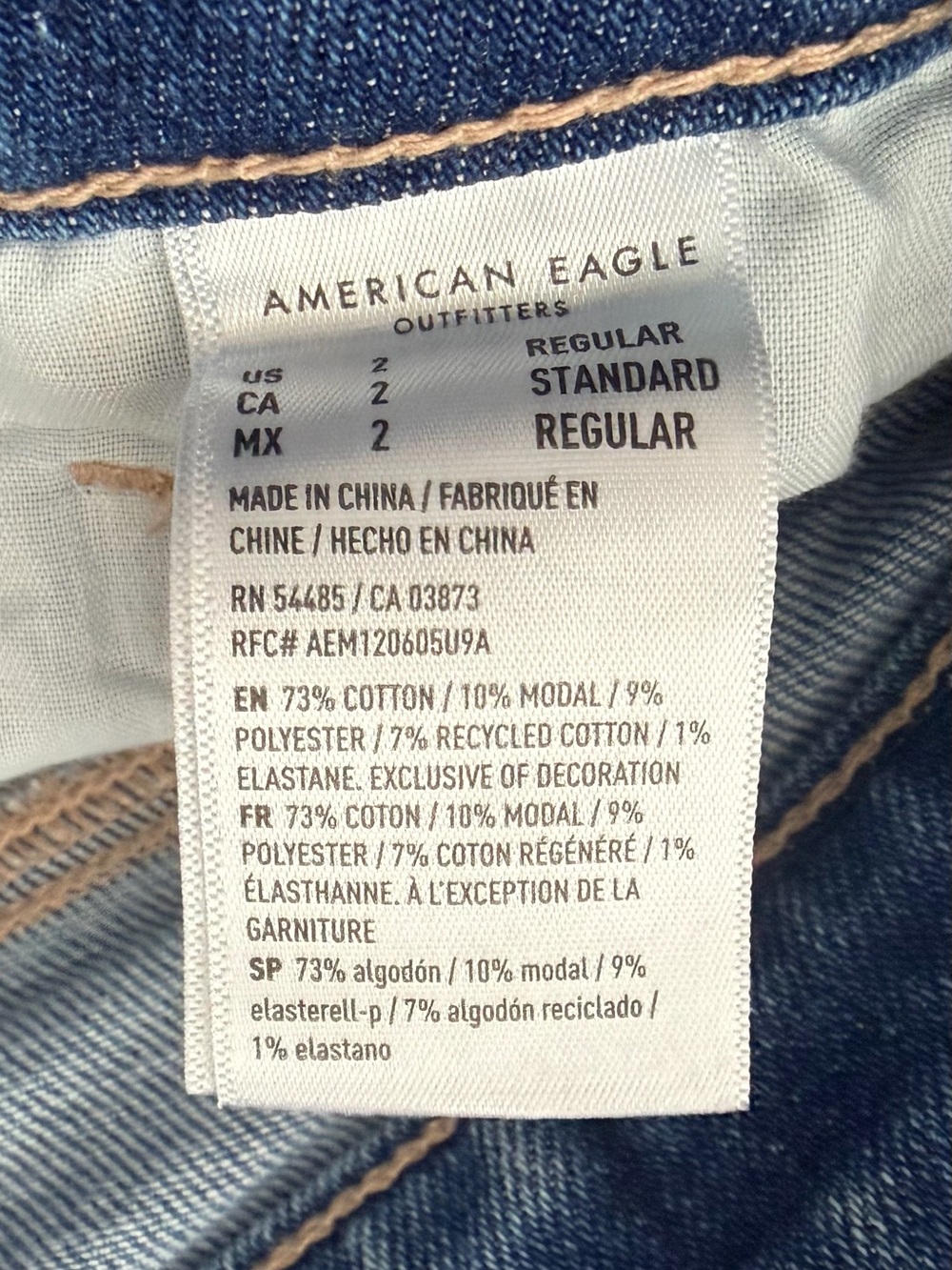 American Eagle Outfitters Light Blue Distressed Boyfriend Jeans - Picture 3 of 4